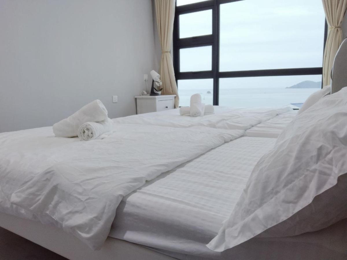 Jesselton Quay Sea View Hotel Kota Kinabalu Exterior photo